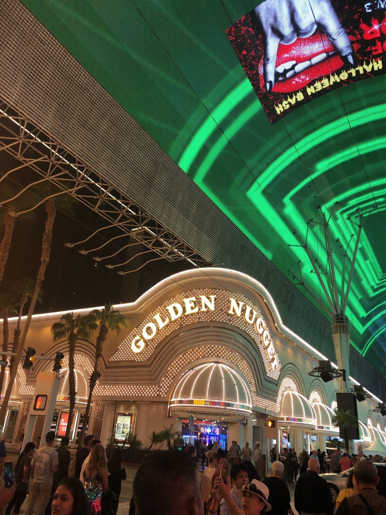 Glitter and Gold A Deep Dive into the Golden Nugget Las Vegas